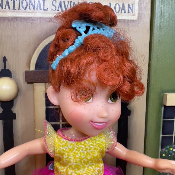 Classique Fancy Nancy Doll 10 Inches Tall - Picture 4 of 10